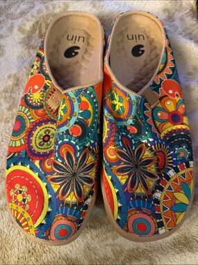 UIN Toledo I Art Painted Canvas Mules Clogs Mosaic Mandala Print W6